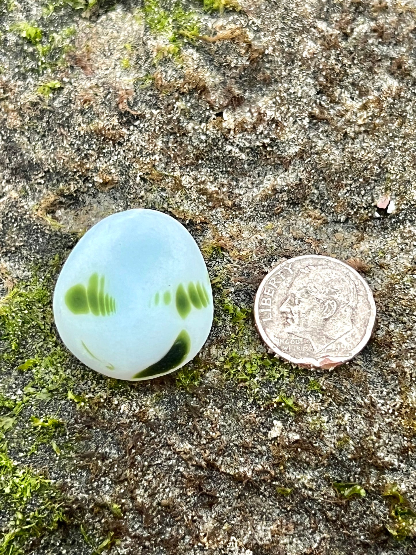 Classic Green & White Davenport