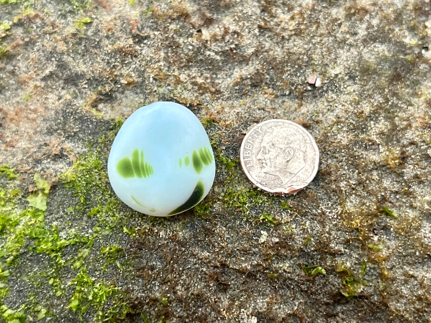 Classic Green & White Davenport