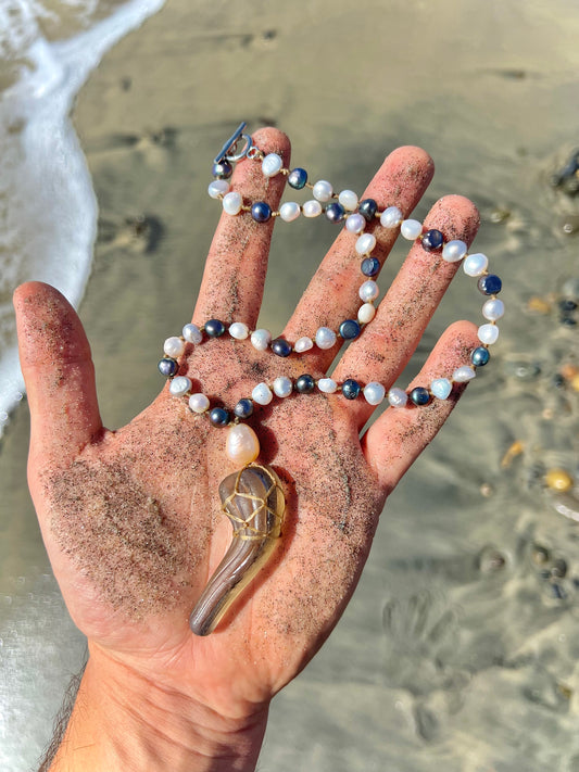 Monochrome Davenport Pearl Necklace